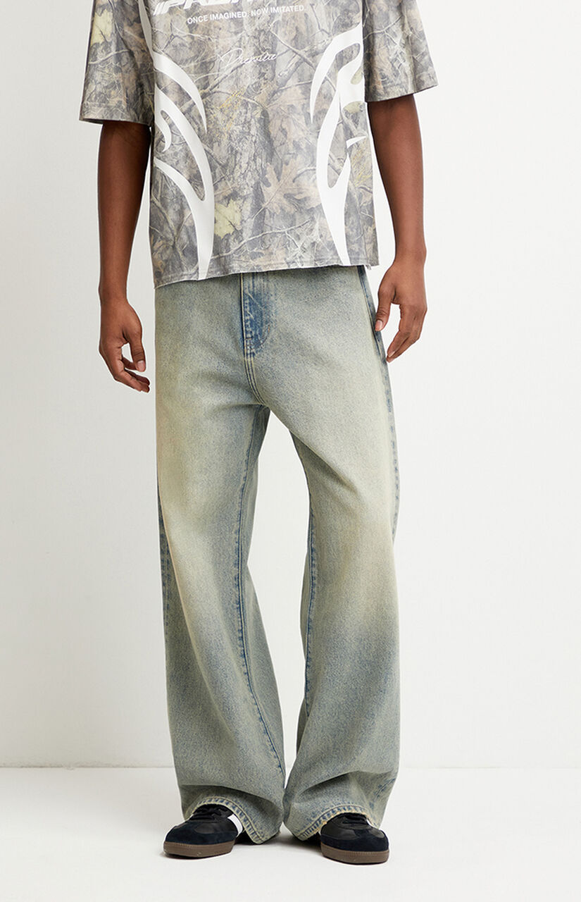 Blake Extreme Baggy Jeans Light Blue Tinted