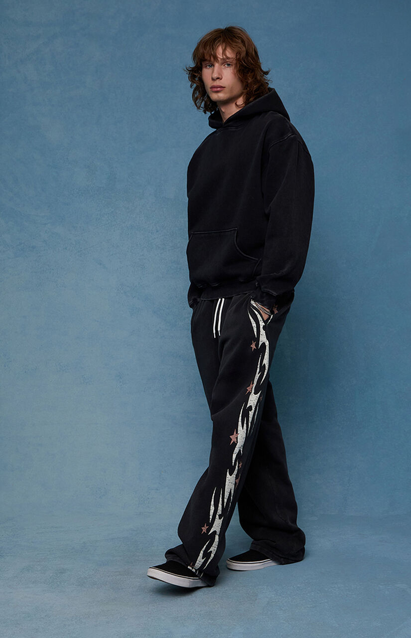 Black Flame Star Fleece Baggy Sweatpants