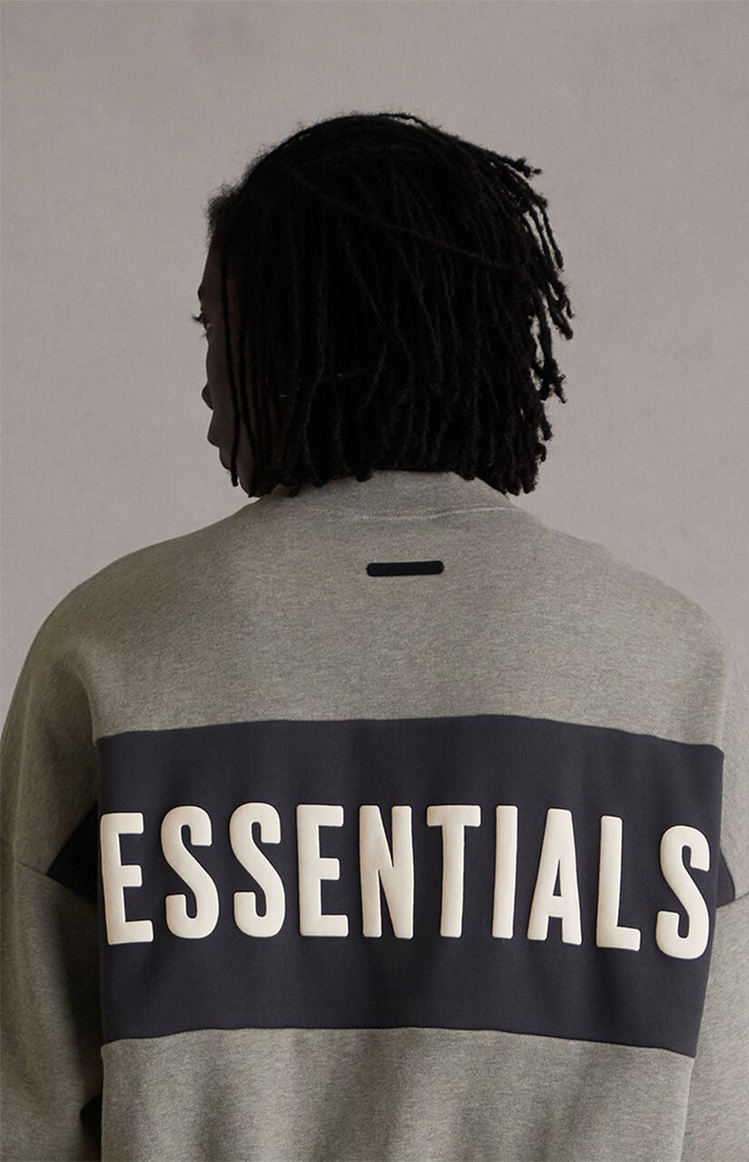 Seal Paneled Cropped Relaxed Crew Neck Sweatshirt