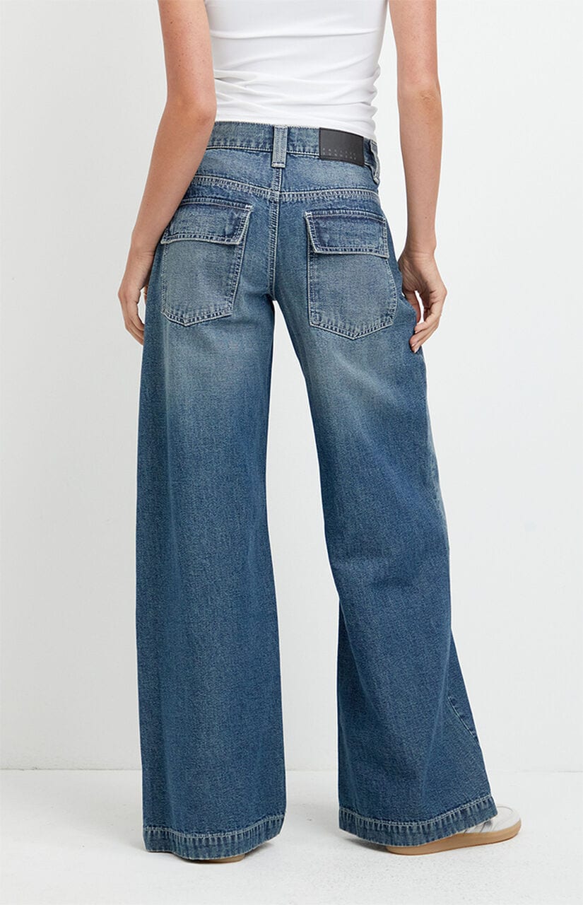 Sloane Low Rise Ultra Baggy Jeans Snap-Button Pocket Medium Blue