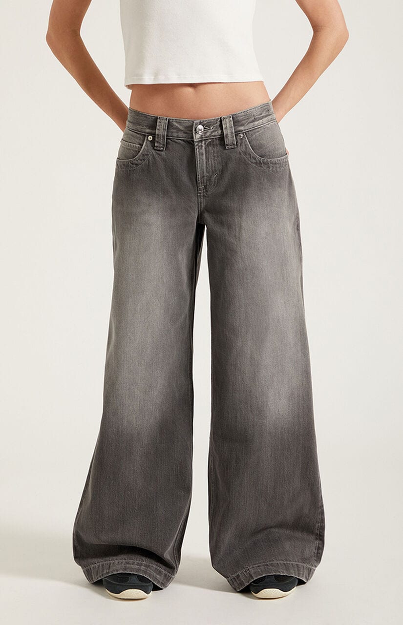 Sloane Low Rise Ultra Baggy Jeans Gray Tinted