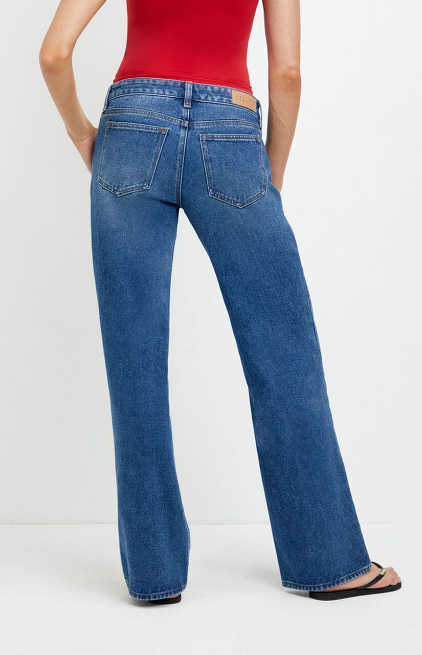 Zoe Low Rise Girlfriend Jeans Medium Blue