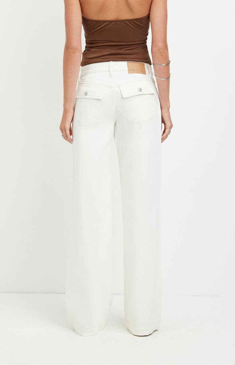 Casey Low Rise Baggy Jeans Contrast Stitch White