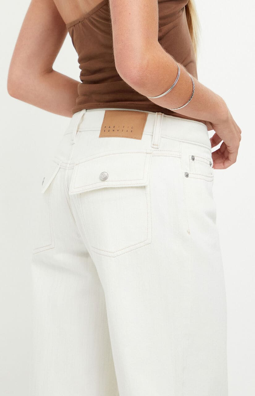 Casey Low Rise Baggy Jeans Contrast Stitch White